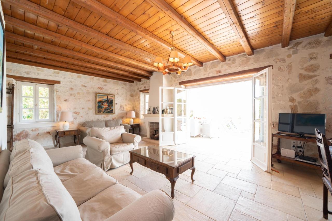Villa Pelagos Tselendata Bagian luar foto